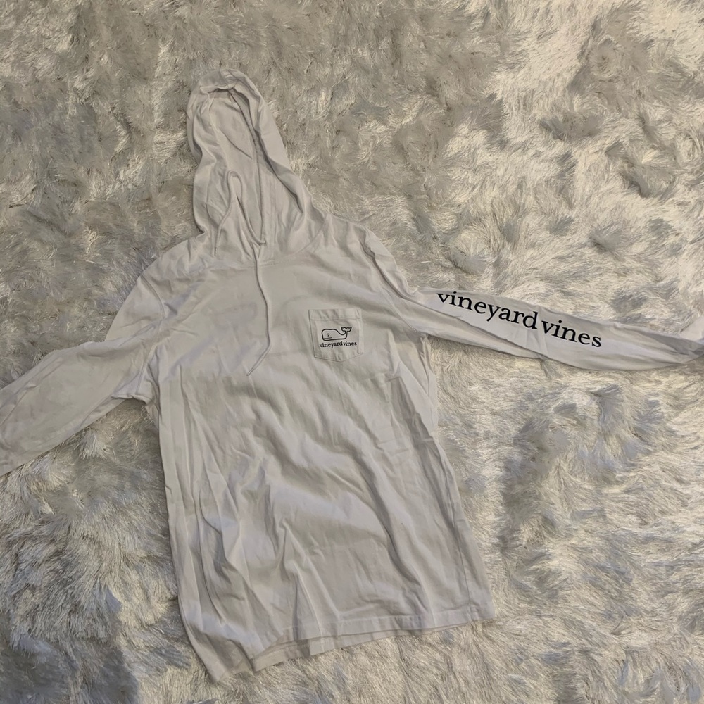 Vineyard vines hoodie
